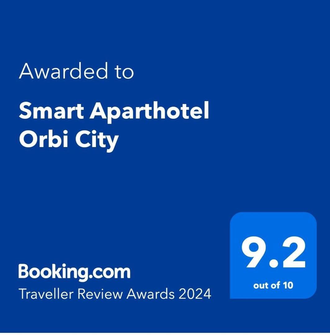 Smart Aparthotel Orbi City Батуми Экстерьер фото