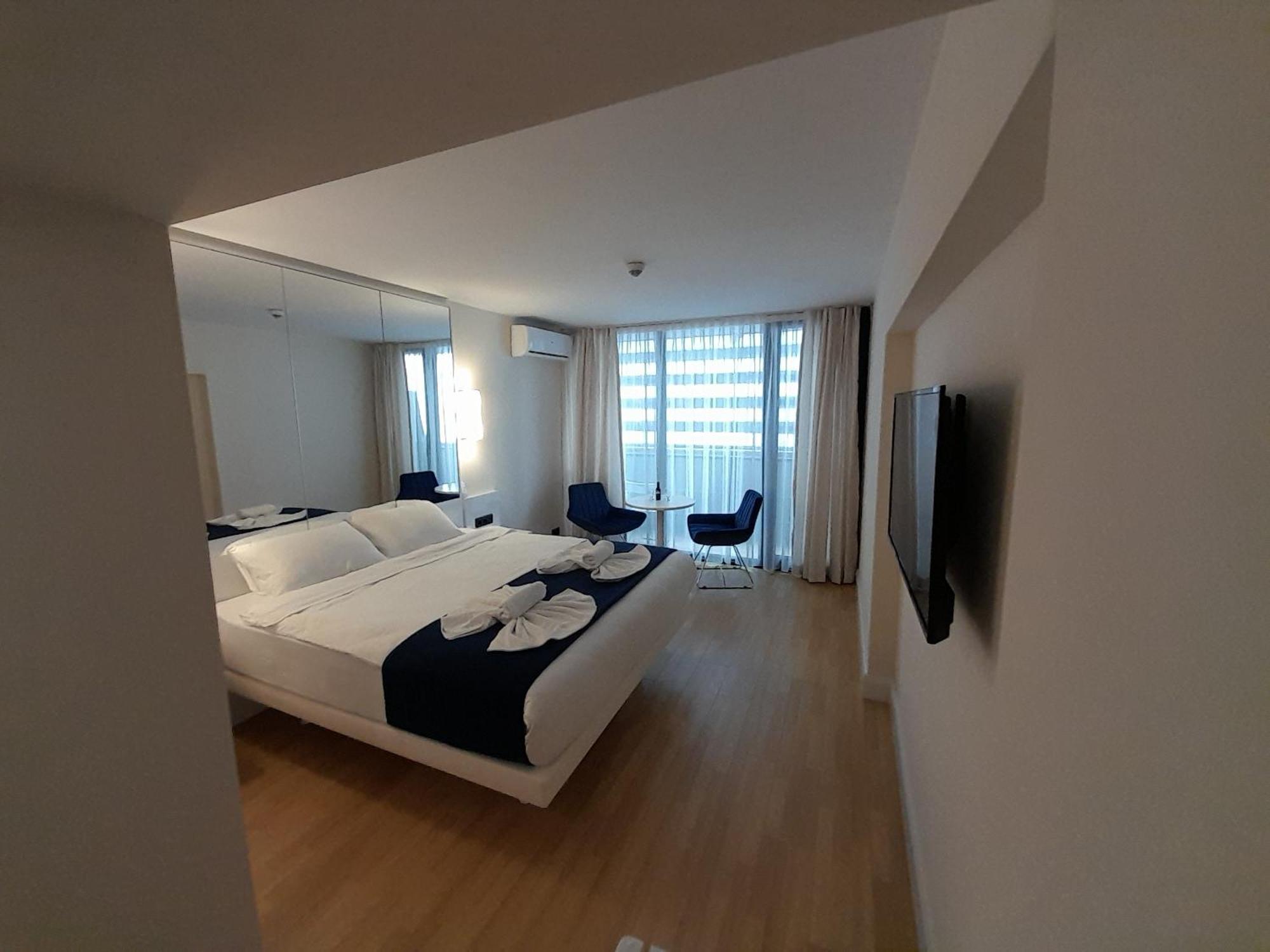 Smart Aparthotel Orbi City Батуми Номер фото